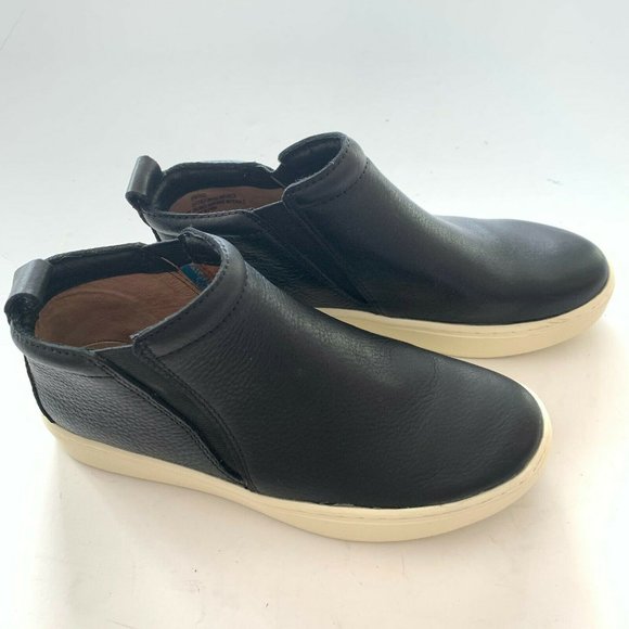 britton ii waterproof sneaker bootie
